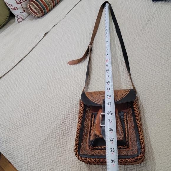 Handmade Tooled Leather Crossbody Satchel Bag Black Brown Made in Mexico - Picture 11 of 16